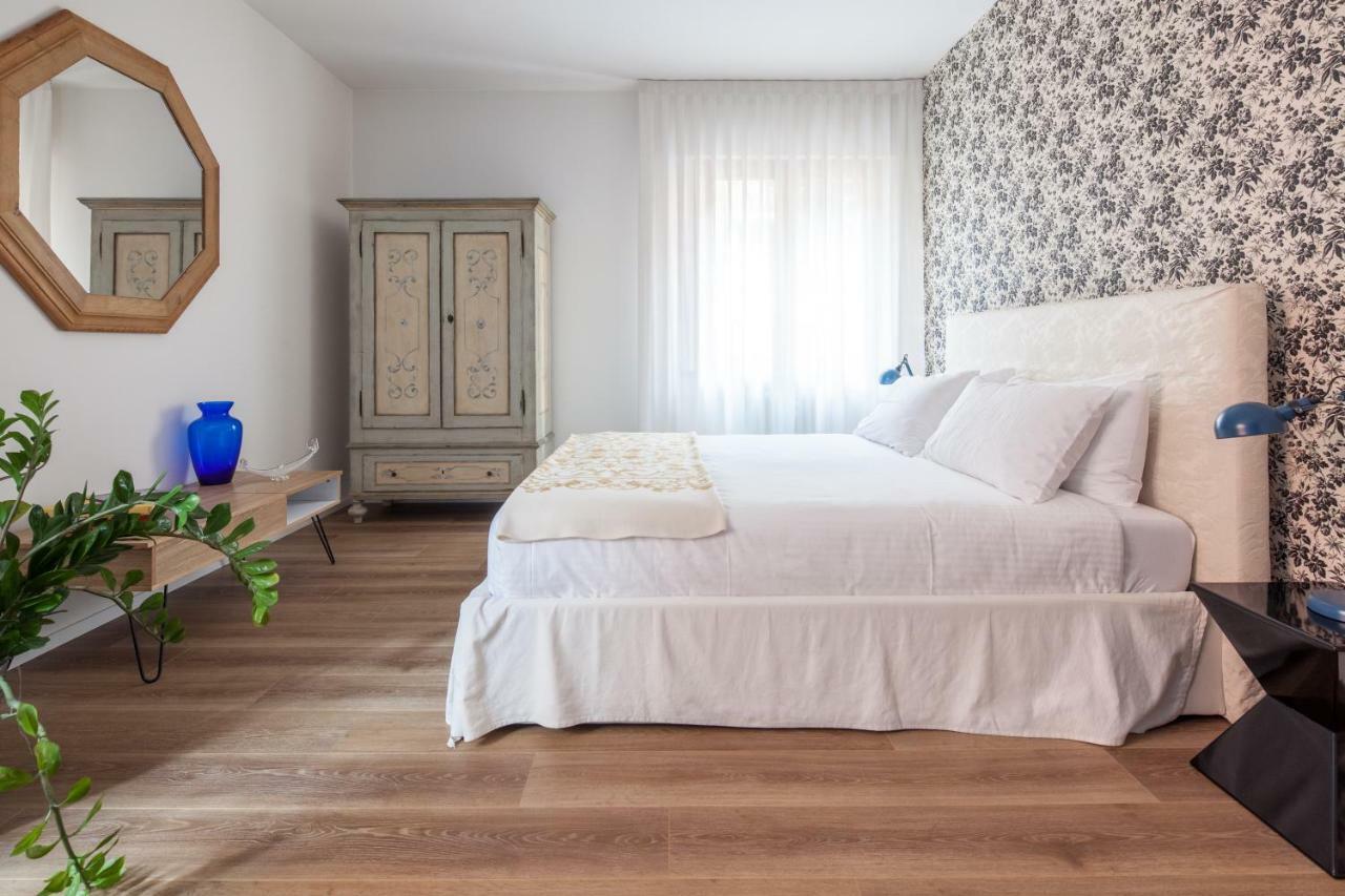 Laguna Boutique Apartments เมสเตร ภายนอก รูปภาพ
