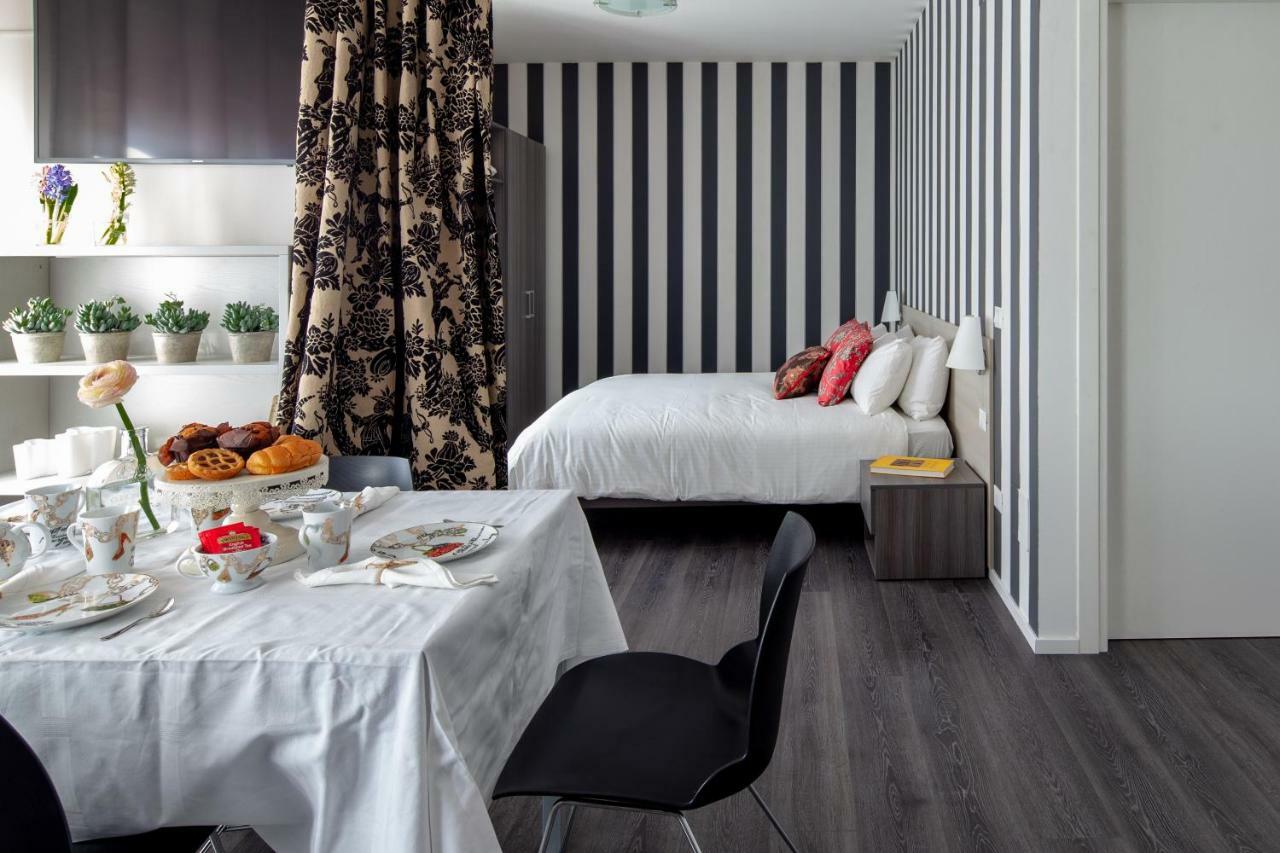 Laguna Boutique Apartments เมสเตร ภายนอก รูปภาพ