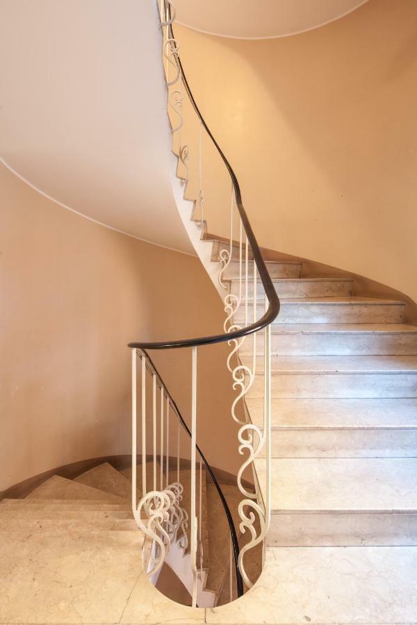 Laguna Boutique Apartments เมสเตร ภายนอก รูปภาพ