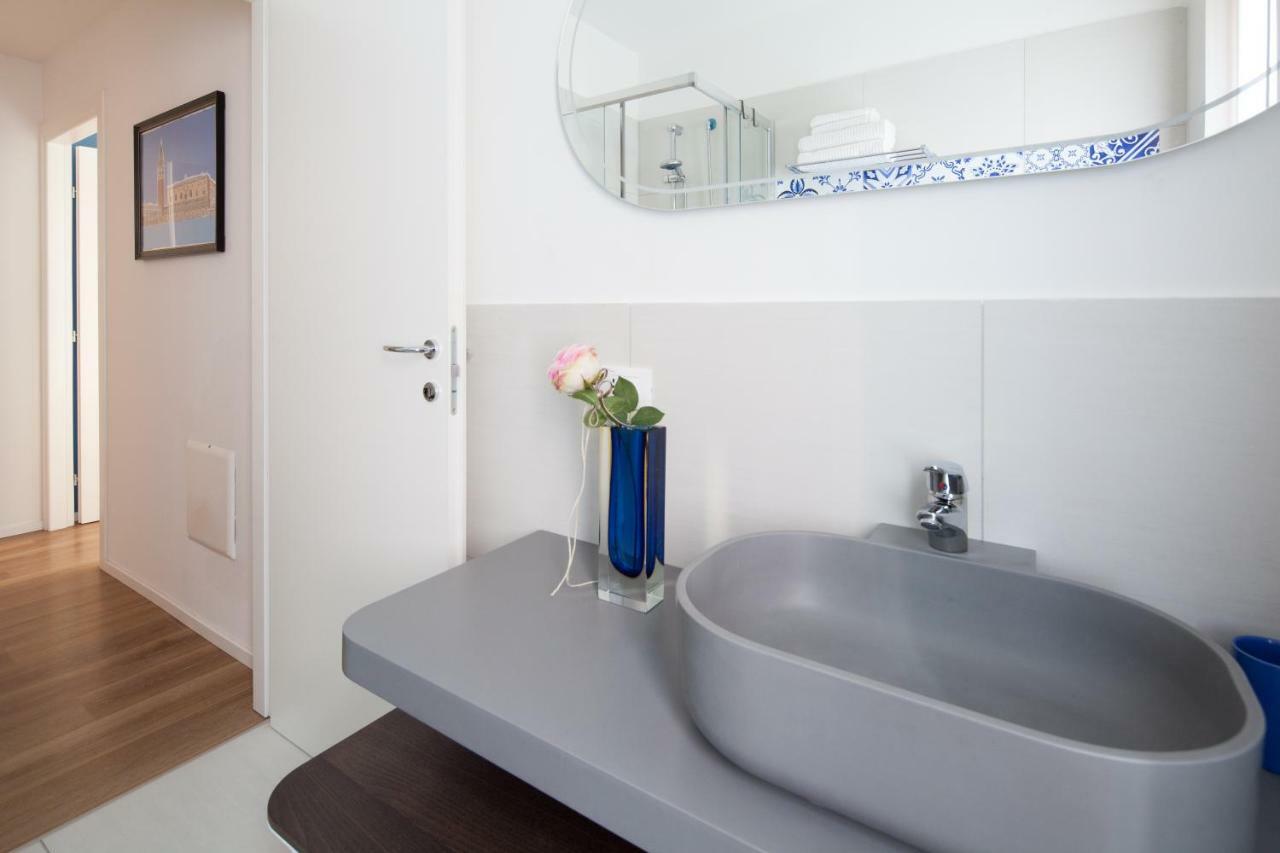 Laguna Boutique Apartments เมสเตร ภายนอก รูปภาพ